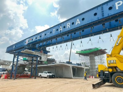 ผลิตและติดตั้ง  BOX SEGMENT