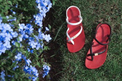 TOELOOP SLINGBACK