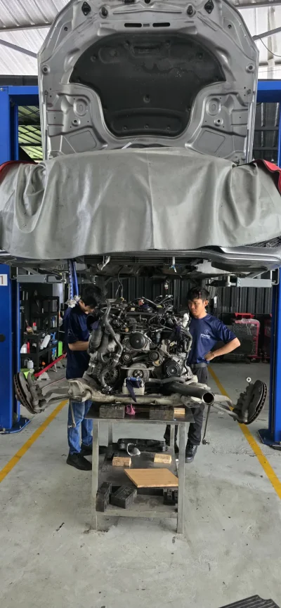 Benz 220d ยกเครื่อง