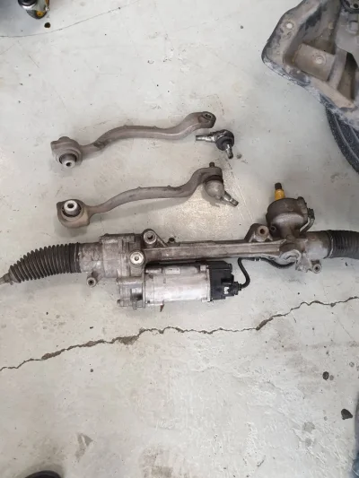 ซ่อมรถbenz bmw Porsche หิ้วอะไหล่มาเองได้