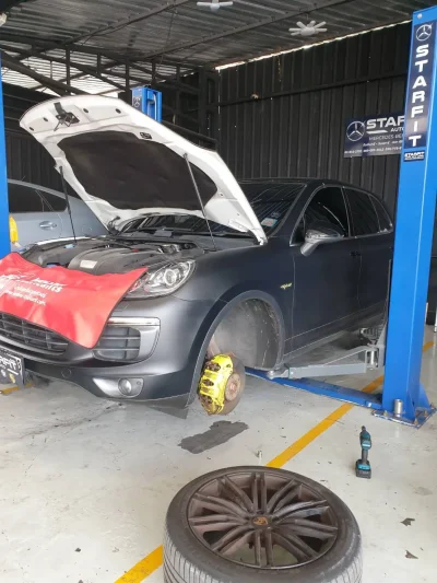 ซ่อมช่วงล่าง Porsche 