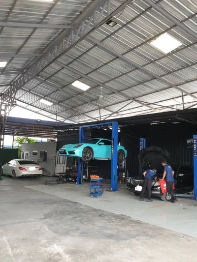 ซ่อมปอร์เช่