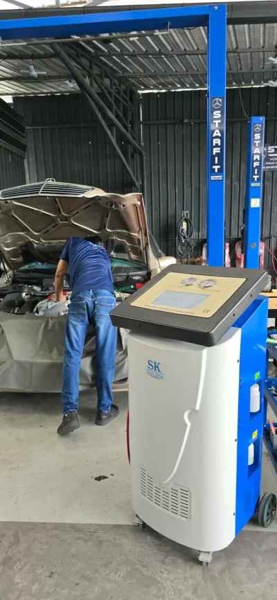 ช่างผู้เชี่ยวชาญซ่อม Mercedes-Benz พร้อมเครื่องมือเฉพาะทาง | StarFit Auto แยกท่าอิฐ นนทบุรี