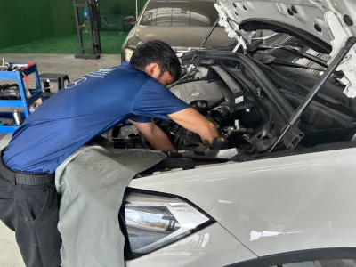 เปลี่ยนอะไหล่แท้ Mercedes-Benz พร้อมรับประกันงานซ่อม