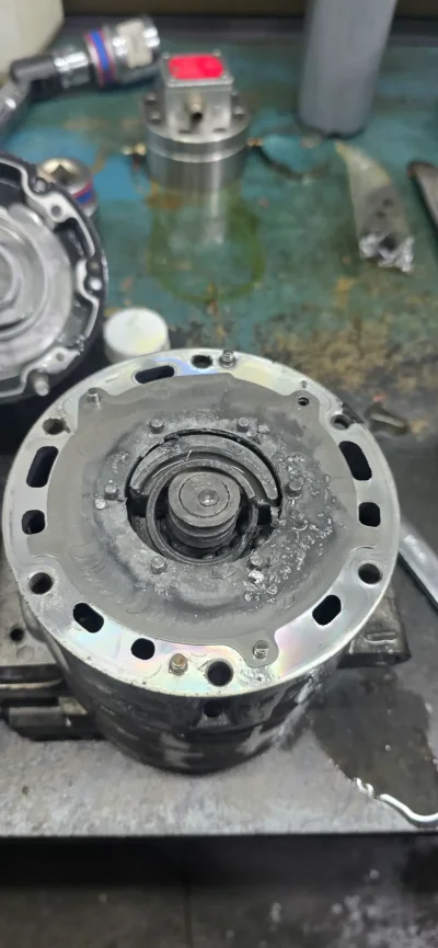 คอมแอร์BMW PHEV --แหลกละเอียด