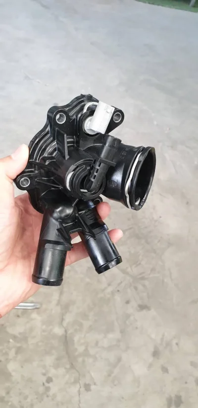 บริการปรับจูนระบบไฟฟ้าและแอร์ Mercedes-Benz โดยช่างเฉพาะทาง