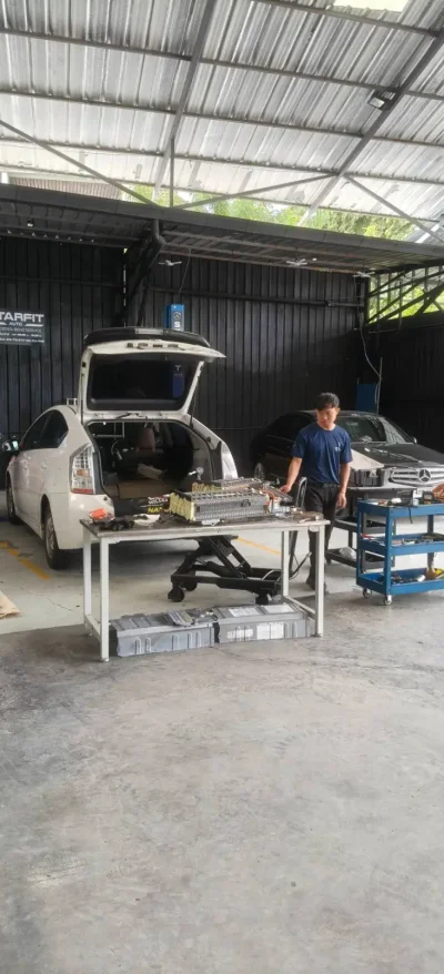 เปลี่ยนแบตไฮบริดคัมรี่ พรีอุส