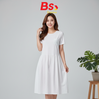 ชุดเดรสสีขาว