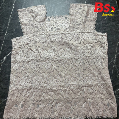 เสื้อแขนกุด ลายลูกไม้