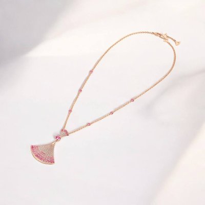 Divas' Dream Necklace