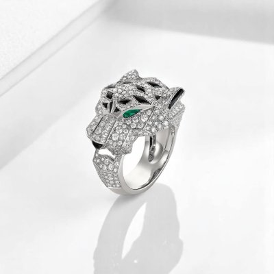 Panthère de Cartier ring, paved