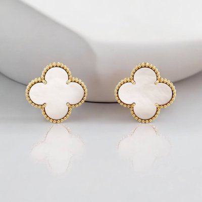 Magic Alhambra earrings