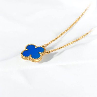 Vintage Alhambra pendant