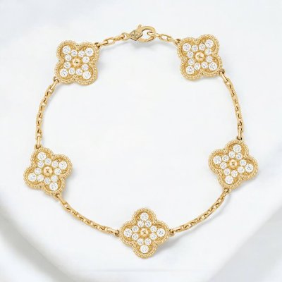 Vintage Alhambra bracelet, 5 motifs