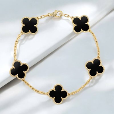 Vintage Alhambra bracelet, 5 motifs