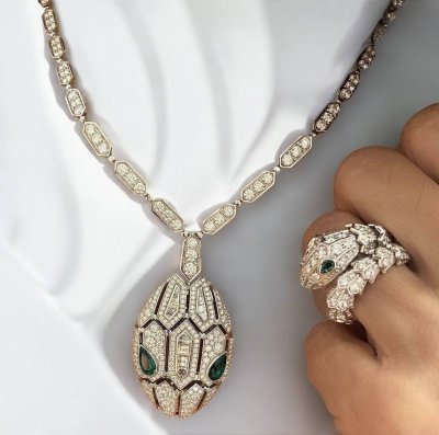 Bvlgari Serpenti 15.25ctw Diamond & 18K Necklace