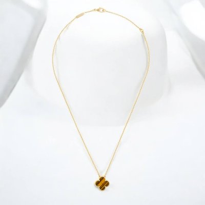 Vintage Alhambra pendant
