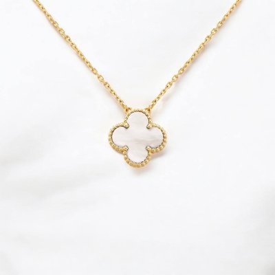 Vintage Alhambra pendant