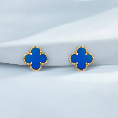 Vintage Alhambra earrings