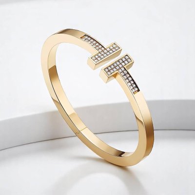 Pavé Diamond Square Bracelet