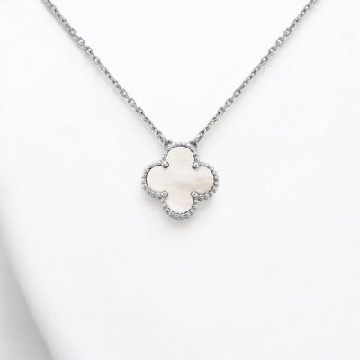 Vintage Alhambra pendant