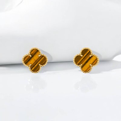 Vintage Alhambra earrings