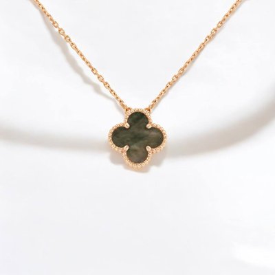 Vintage Alhambra pendant