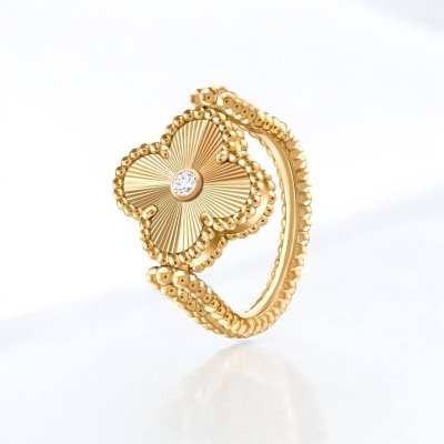 Vintage Alhambra reversible ring
