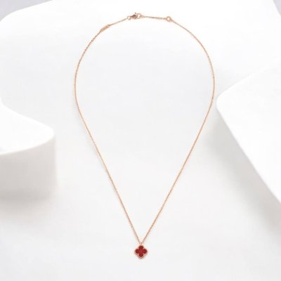 Sweet Alhambra pendant
