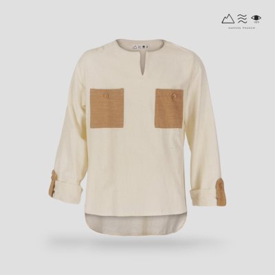 เสื้อเชิ้ตแขนยาว กระเป๋าอกคู่ สีธรรมชาติ