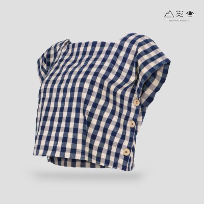 เสื้อครอปคอเหลี่ยมผ้าทอมือ คราม-ขาว