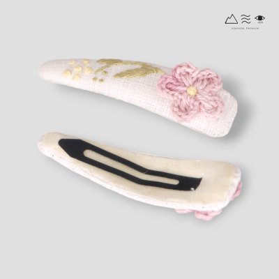 กิ๊บติดผม ผ้าฝ้ายทอ ปักลาย กิ๊บติดผม ผ้าฝ้ายทอ ปักลาย