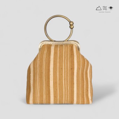 กระเป๋าปิ๊กแป๊กคล้องข้อมือผ้าพื้นเมือง E