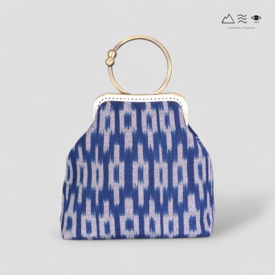 กระเป๋าปิ๊กแป๊กคล้องข้อมือผ้าพื้นเมือง E