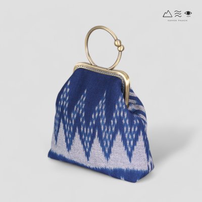 กระเป๋าปิ๊กแป๊กคล้องข้อมือผ้าพื้นเมือง E