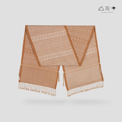 ผ้าพันคอขิดไทกะเลิง ลายดอกมะส้าน - เปลือกไม้