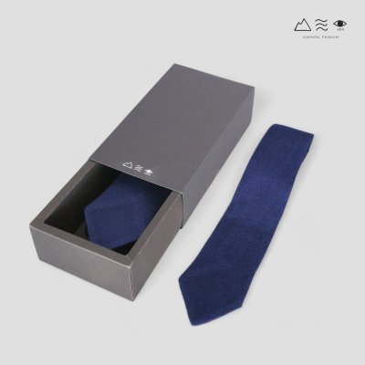 เนกไทผ้าทอมือย้อมคราม/ สีธรรมชาติ A 003