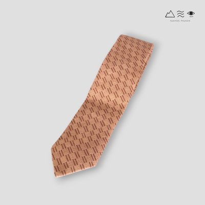 เนกไทผ้าทอมือลายราชวัตร 002 - เปลือกไม้