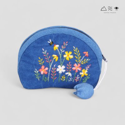 กระเป๋าใส่เหรียญผ้าทอมือ ปักลาย-กลาง