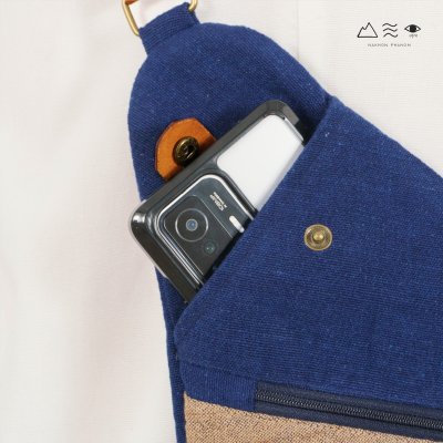 KHID กระเป๋าคาดอกผ้าครามยกขิด สายหนังแท้ KHID กระเป๋าคาดอกผ้าครามยกขิด สายหนังแท้