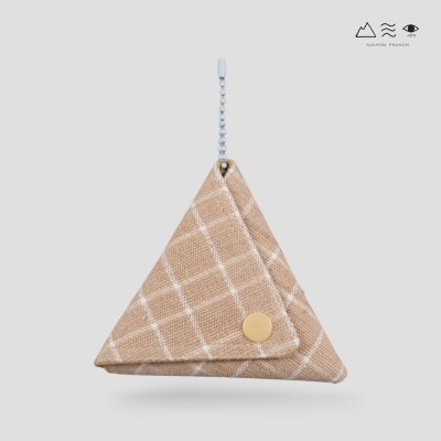 กระเป๋าใส่เหรียญ สามเหลี่ยม - เปลือกไม้ กระเป๋าใส่เหรียญ สามเหลี่ยม - เปลือกไม้