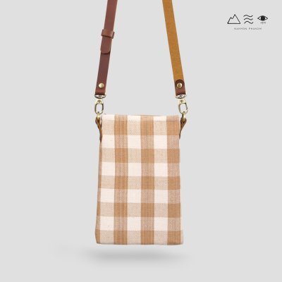 กระเป๋าสะพายผ้าทอมือสายหนัง ทรงยาว