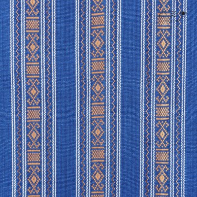 ผ้าพันคอฝ้ายย้อมครามทอมือยกขิด 001 ลายขอ