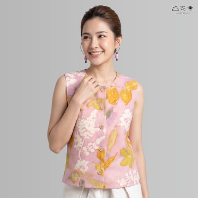 ECO เสื้อแขนกุด ญ กระดุมหน้า สีรังครั่ง