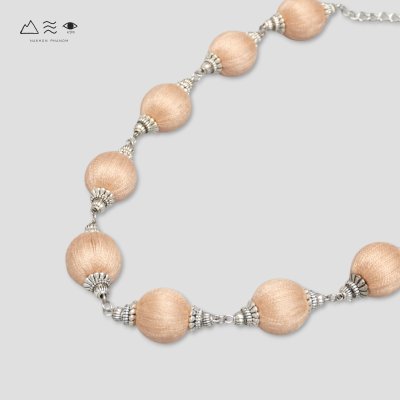 สร้อยคอระย้า ลูกปัดฝ้ายย้อมสีธรรมชาติ - สั้น สร้อยคอระย้า ลูกปัดฝ้ายย้อมสีธรรมชาติ - สั้น