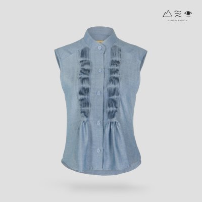 เสื้อเชิ้ตแขนกุดตีเกล็ดทวิสต์ - สั้น ครามอ่อน