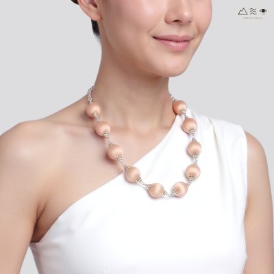 สร้อยคอระย้า ลูกปัดฝ้ายย้อมสีธรรมชาติ - สั้น B