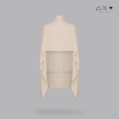 ผ้าคลุมไหล่เล็ก ยกลายตาราง-สีเบจ