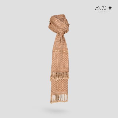 ผ้าพันคอขิดไทกะเลิง ลายดอกมะส้าน - เปลือกไม้