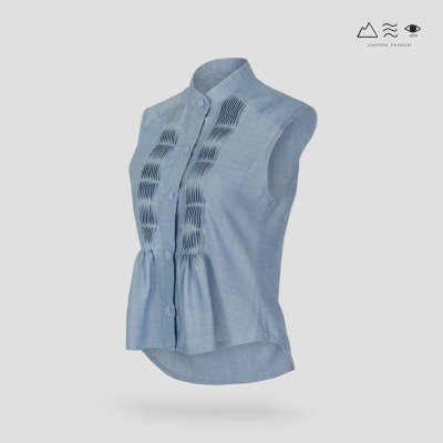 เสื้อเชิ้ตแขนกุดตีเกล็ดทวิสต์ - สั้น ครามอ่อน